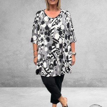AKH Big Shirt Aiko Zwart/Wit