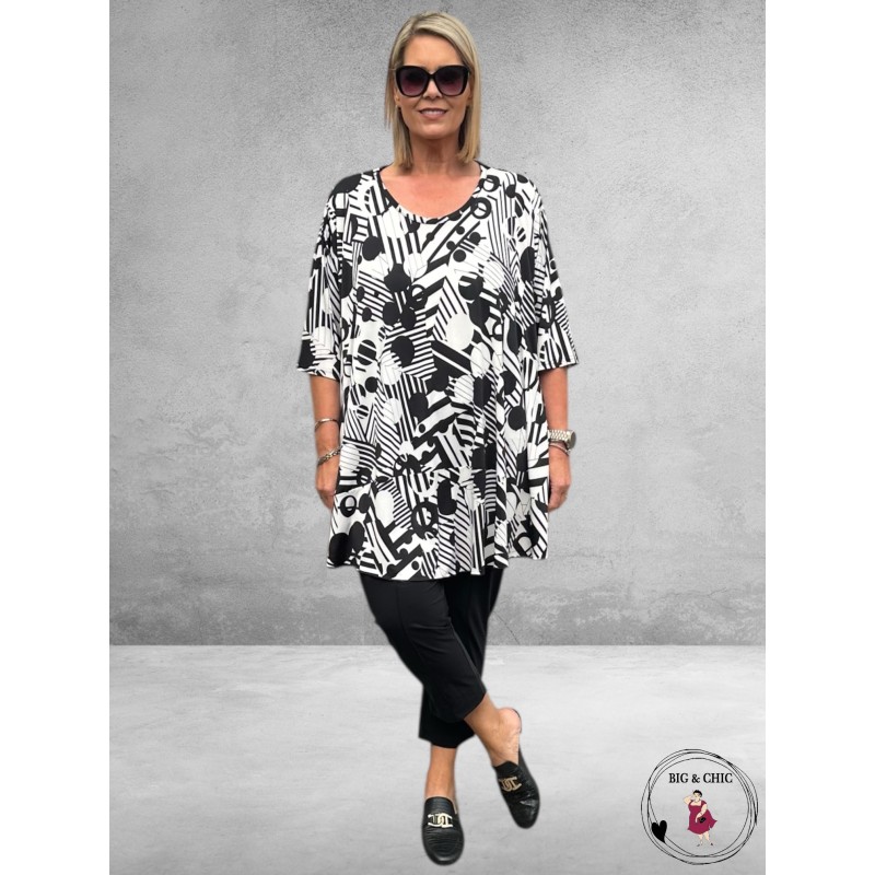 AKH Big Shirt Aiko Zwart/Wit