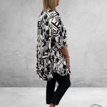 AKH Big Shirt Aiko Zwart/Wit