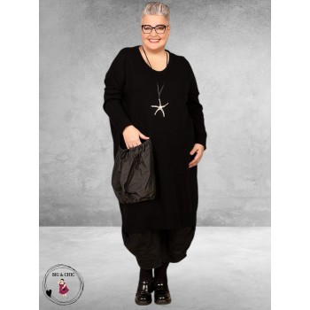 AKH Jurk Stella Zwart Gebreid