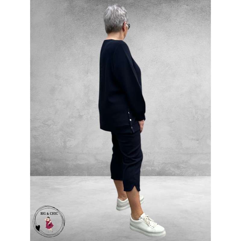 FRAPP Sweater Navy met Borduurdetail