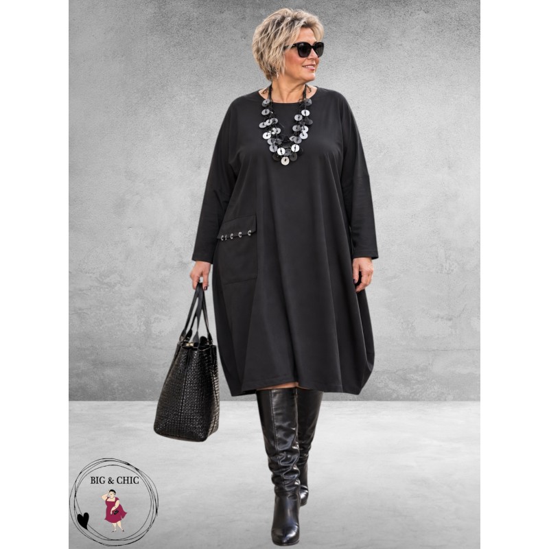 FRENZI Jurk Oversized Stoer En Wijd Zwart