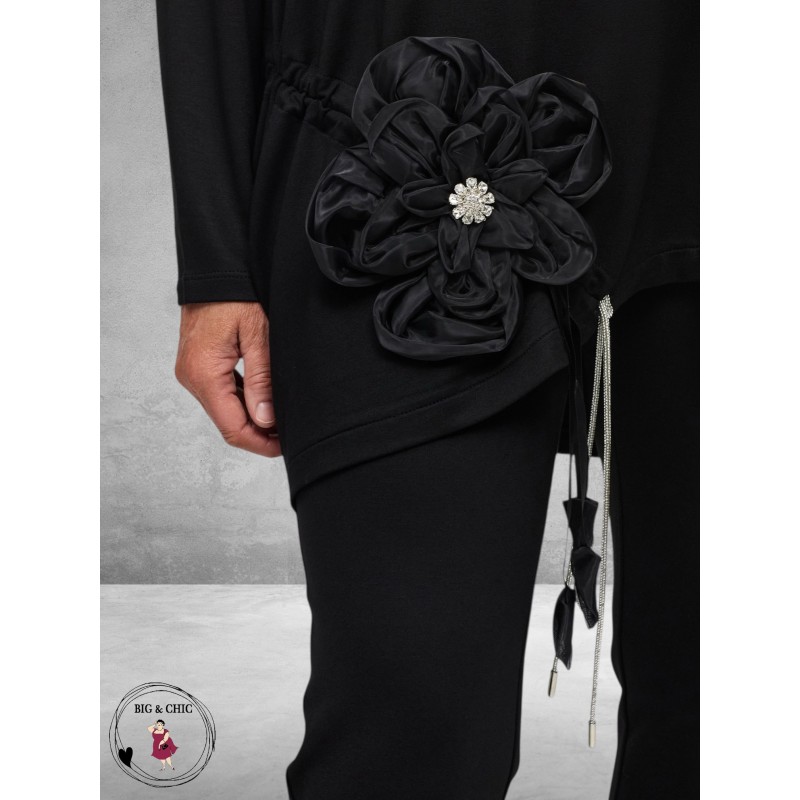 FRENZI Shirt Zwart Bloemapplicatie