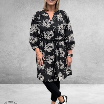 Kaffe Curve Jurk Kimmi Zwart/Ecru Borduursel