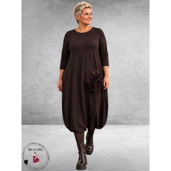 NOEN Jurk Bruin Met Bloem Detail