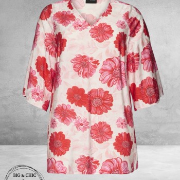 Studio Tuniek Camilla Wit met Rode Bloemen