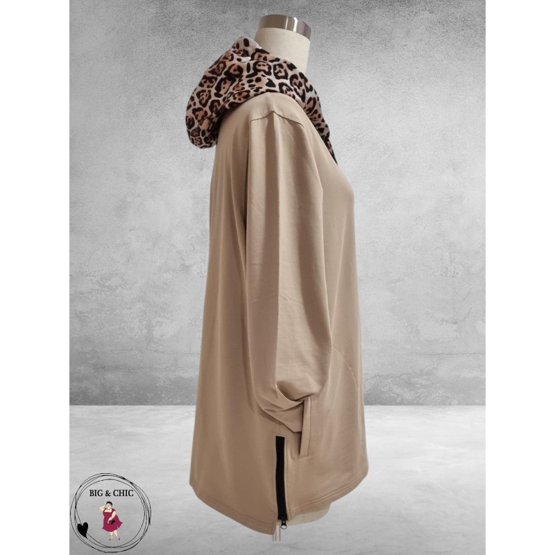 VERSION Sweater Zand /Luipaard