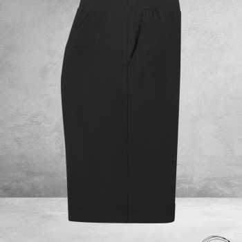 PLUS BASICS Shorts Black
